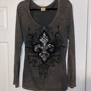 Buckle Long sleeve V-neck shirt